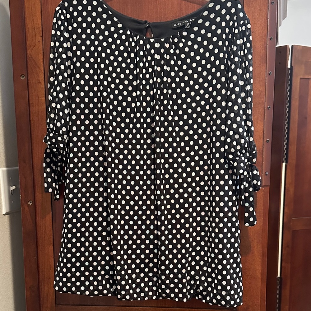Chic Black and White Polka Dot Blouse